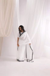 Pure Mul Cotton Handloom Contrast Color Border Saree - White/Grey